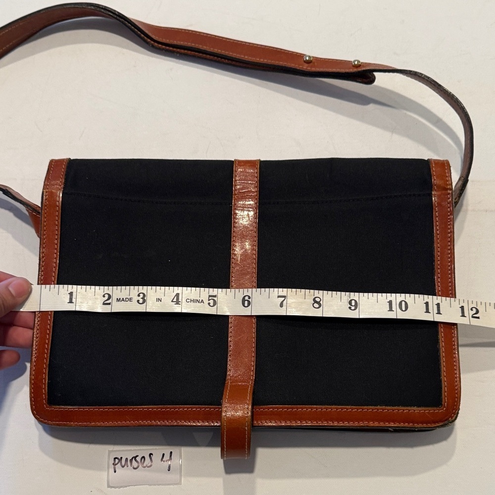 Gucci Vintage Rare Black and Tan Shoulder Bag - Picture 6 of 9